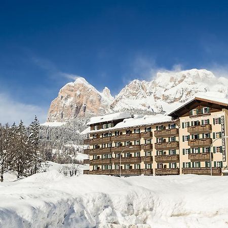 Hotel Villa Argentina Cortina dʼAmpezzo Eksteriør billede