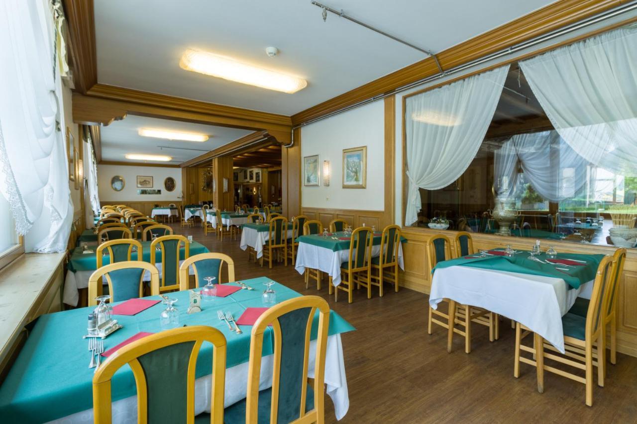 Hotel Villa Argentina Cortina dʼAmpezzo Eksteriør billede