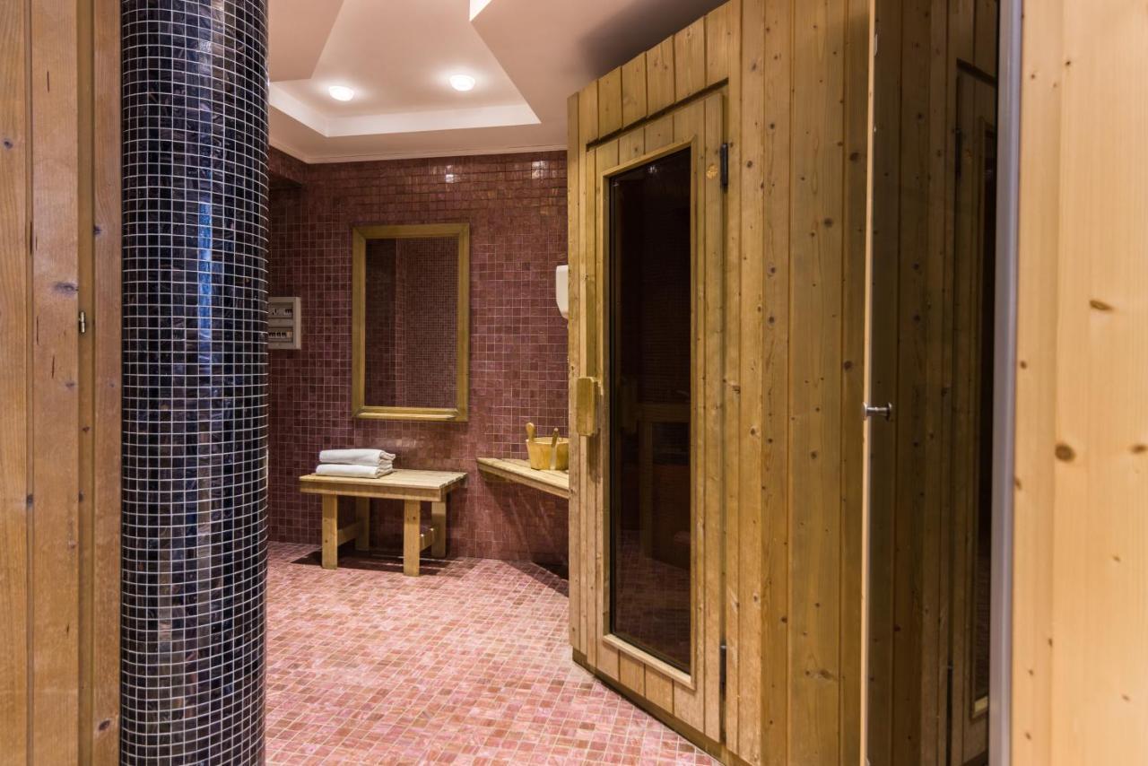 Hotel Villa Argentina Cortina dʼAmpezzo Eksteriør billede