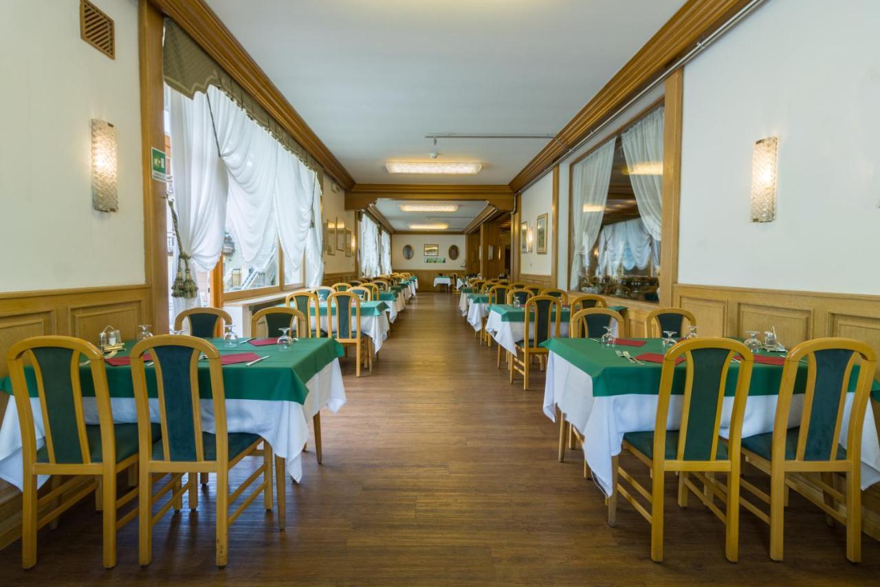 Hotel Villa Argentina Cortina dʼAmpezzo Eksteriør billede