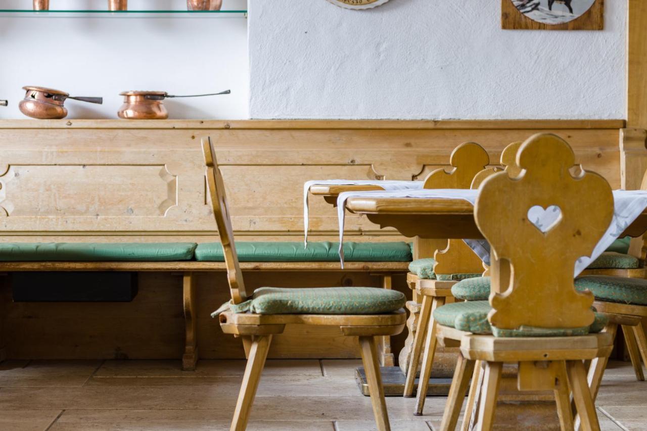 Hotel Villa Argentina Cortina dʼAmpezzo Eksteriør billede