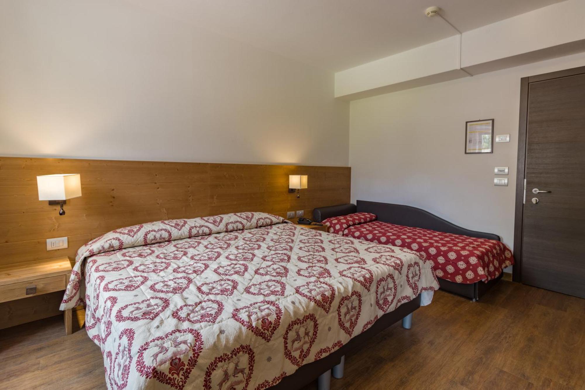 Hotel Villa Argentina Cortina dʼAmpezzo Værelse billede